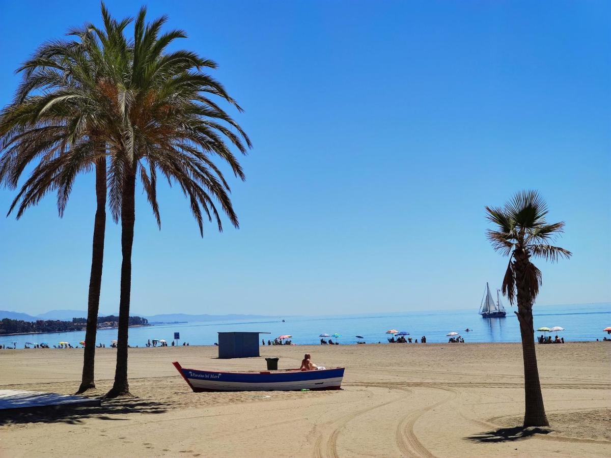 Spacious Beachfront Town House In Estepona With Fully Equipped Kitchen, Pools, Garden, Sea View Exterior foto
